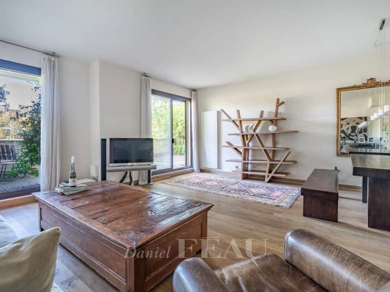 Apartment Neuilly-sur-Seine - 3 bedrooms - 116m²