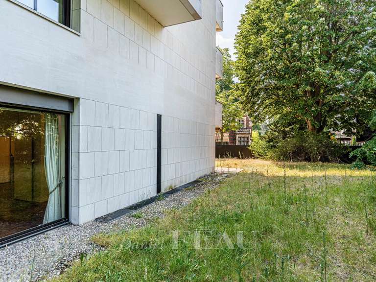 Apartment Neuilly-sur-Seine - 5 bedrooms - 243m²