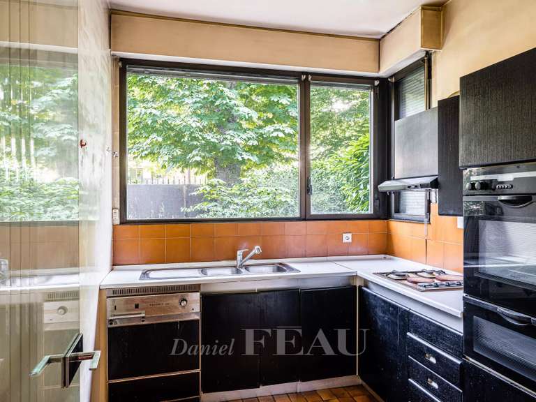 Apartment Neuilly-sur-Seine - 5 bedrooms - 243m²