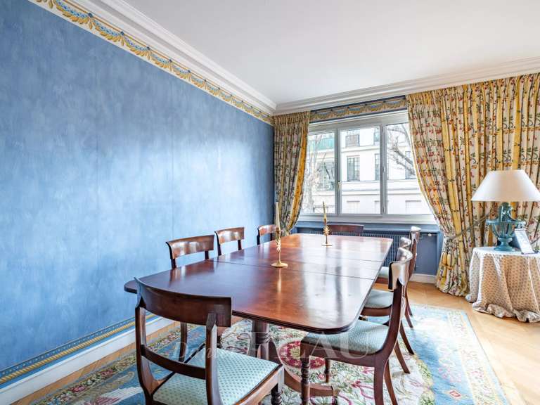 Appartement Neuilly-sur-Seine - 2 chambres - 120m²