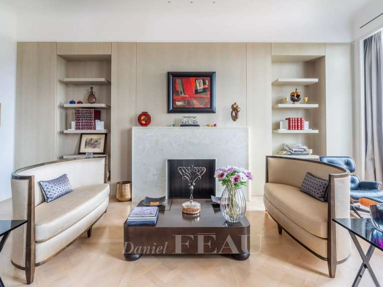Apartment Neuilly-sur-Seine - 3 bedrooms - 380m²