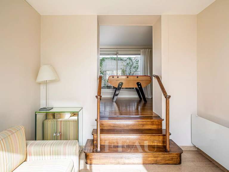 Apartment Neuilly-sur-Seine - 4 bedrooms - 173m²