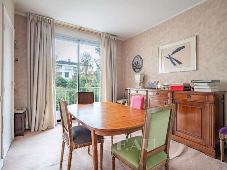 Apartment Neuilly-sur-Seine - 5 bedrooms - 158m²