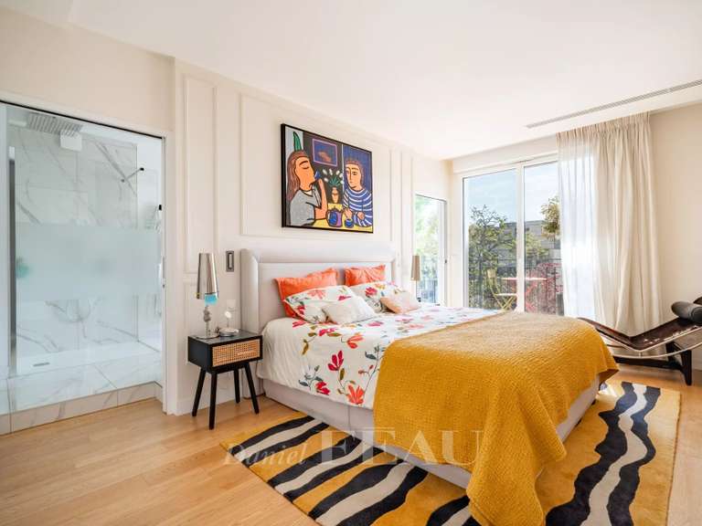 Apartment Neuilly-sur-Seine - 5 bedrooms - 200m²