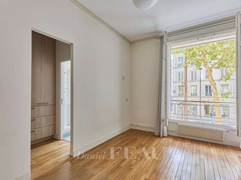 Apartment Neuilly-sur-Seine - 4 bedrooms - 143m²