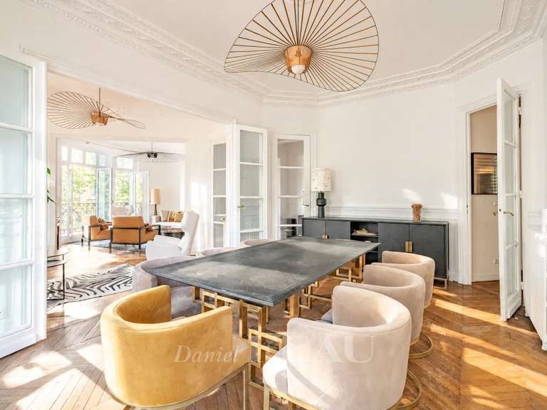 Apartment Paris 7e - 4 bedrooms - 158m²