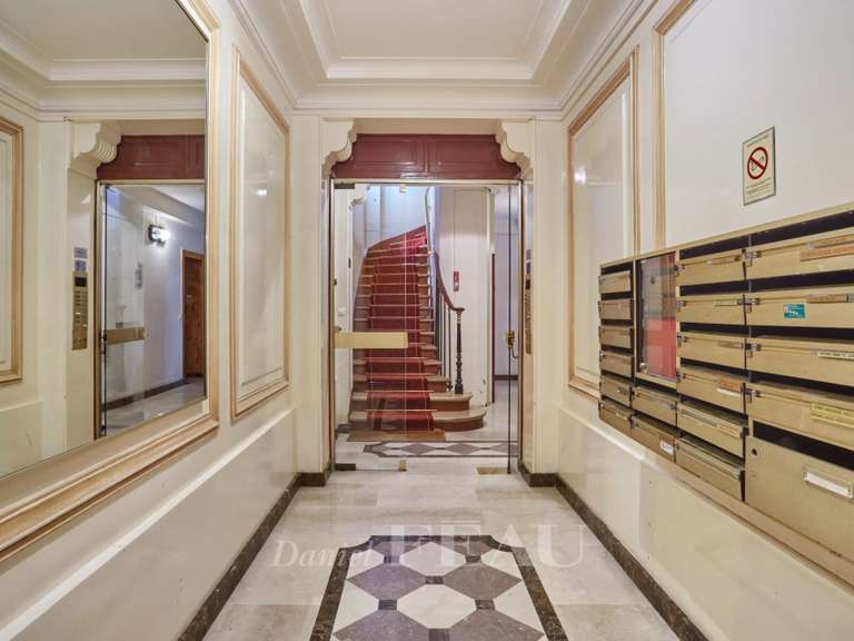 Appartement Paris 16e - 2 chambres - 63m²