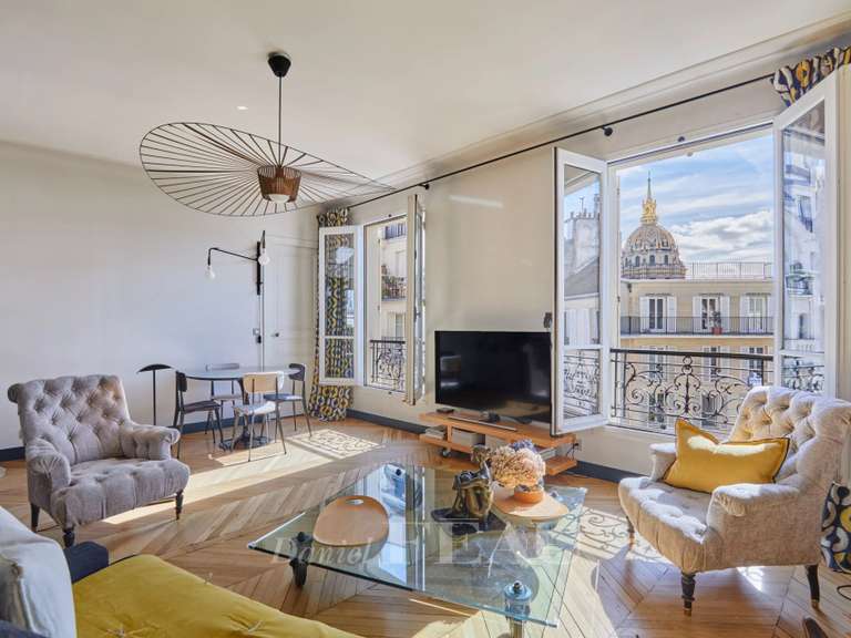 Appartement Paris 7e - 2 chambres - 74m²