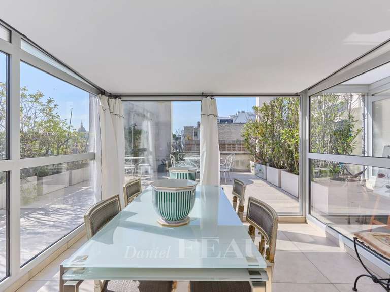 Appartement Paris 7e - 2 chambres - 71m²