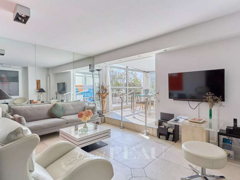 Appartement Paris 7e - 2 chambres - 71m²
