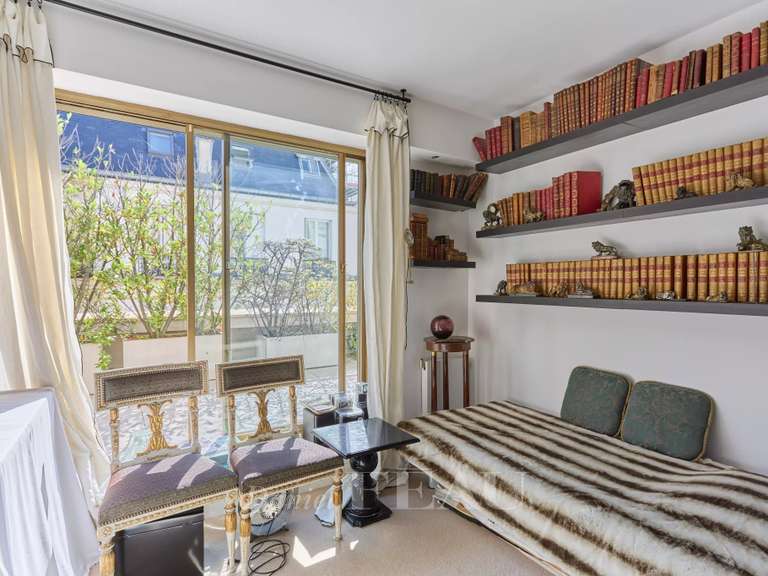 Appartement Paris 7e - 2 chambres - 71m²