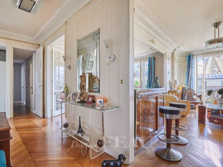 Appartement Paris 7e - 3 chambres - 130m²