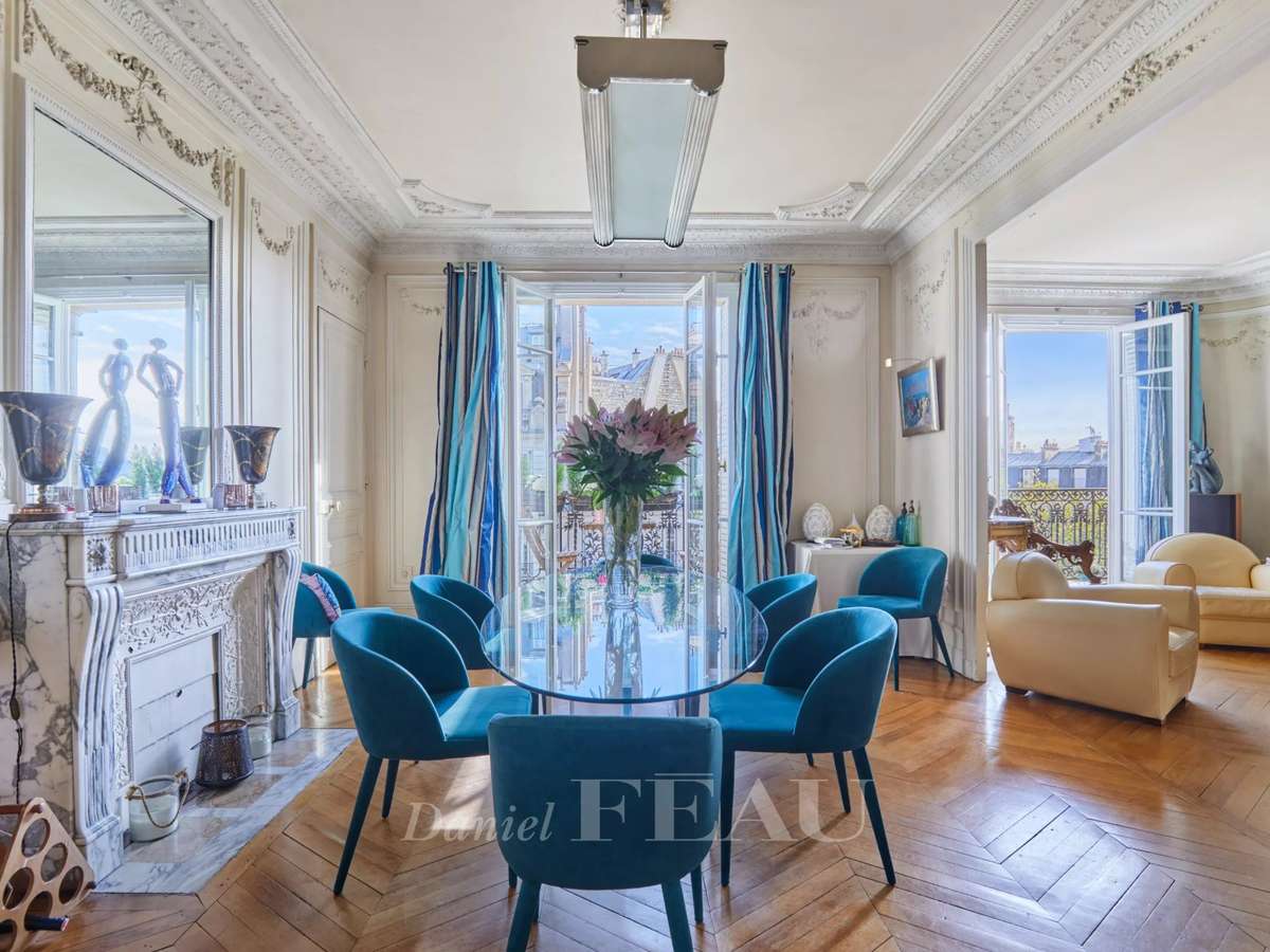 Apartment Paris 7e