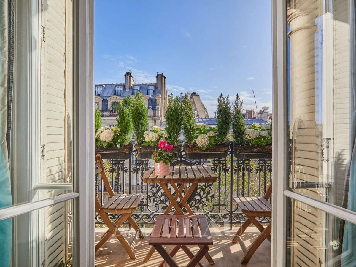 Apartment Paris 7e