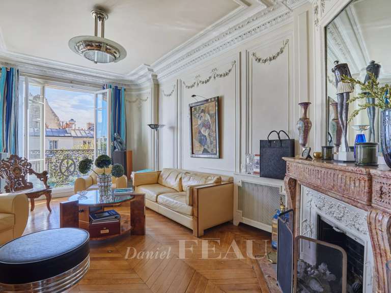 Appartement Paris 7e - 3 chambres - 130m²