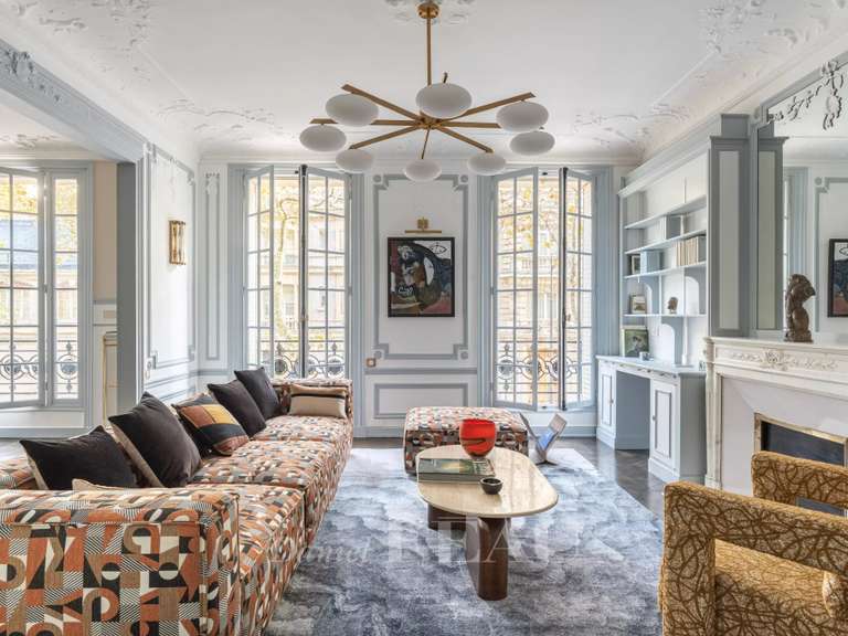 Appartement Paris 7e - 3 chambres - 150m²