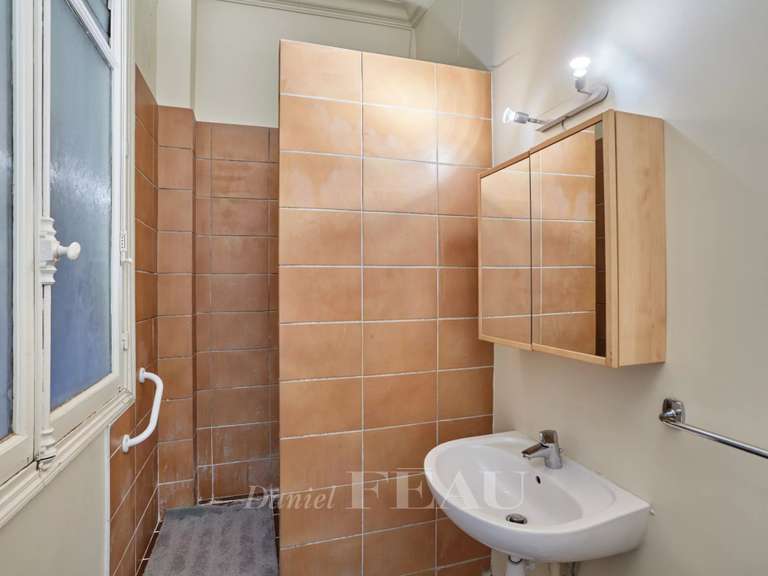 Appartement Paris 7e - 3 chambres - 151m²