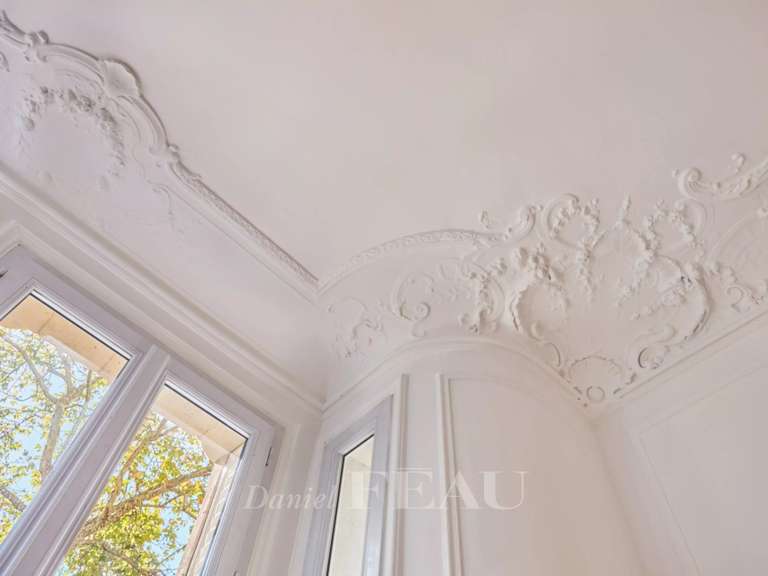 Appartement Paris 15e - 2 chambres - 89m²