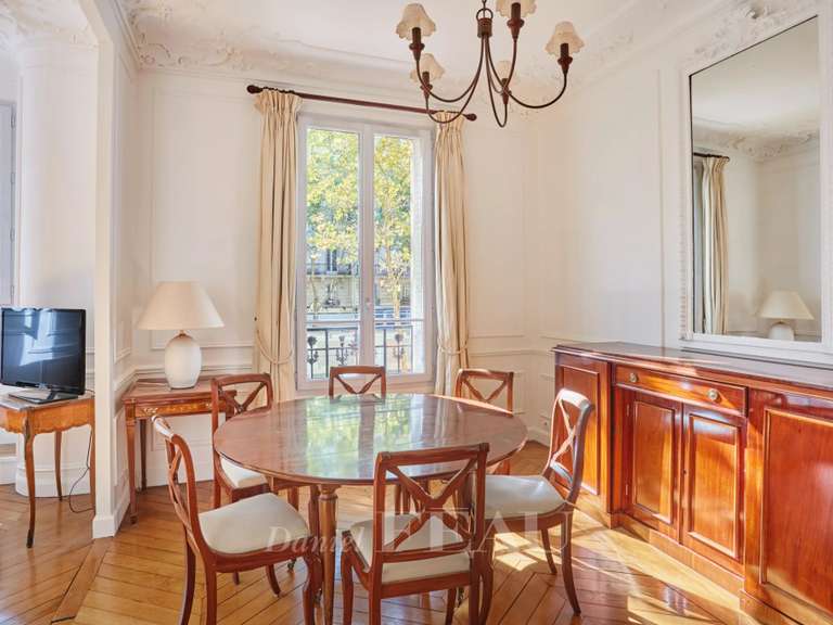 Appartement Paris 15e - 2 chambres - 89m²