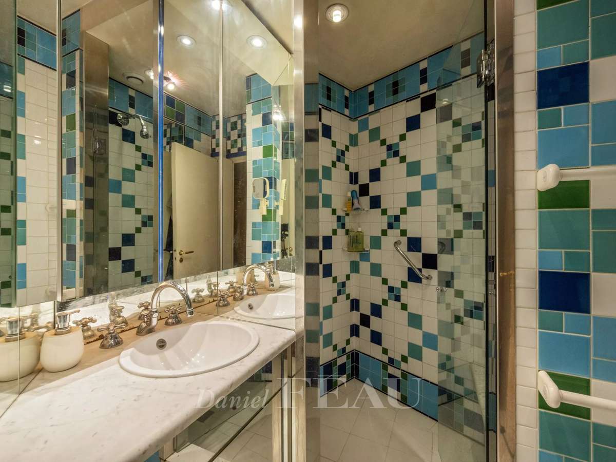 Apartment Paris 7e