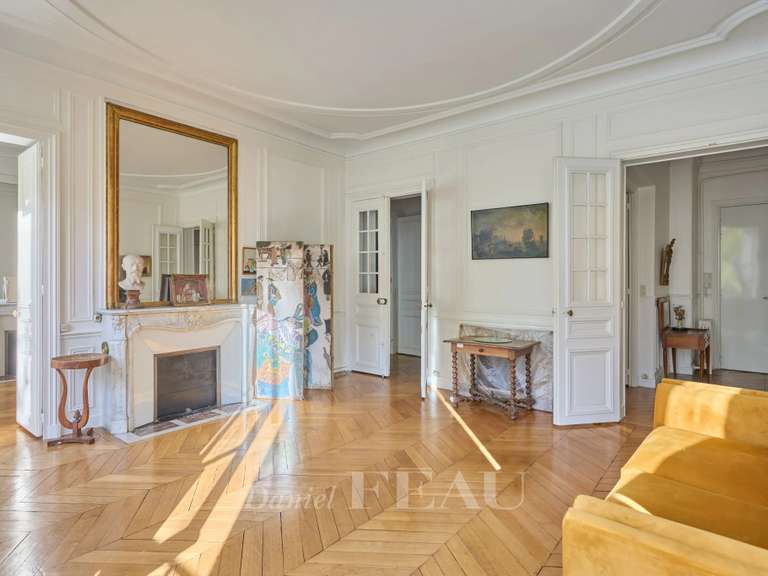 Appartement Paris 7e - 3 chambres - 130m²