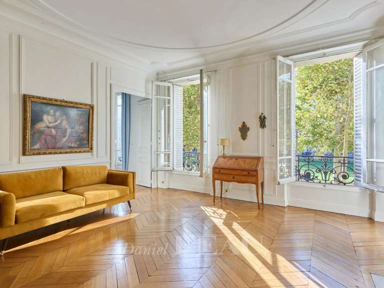 Appartement Paris 7e - 3 chambres - 130m²