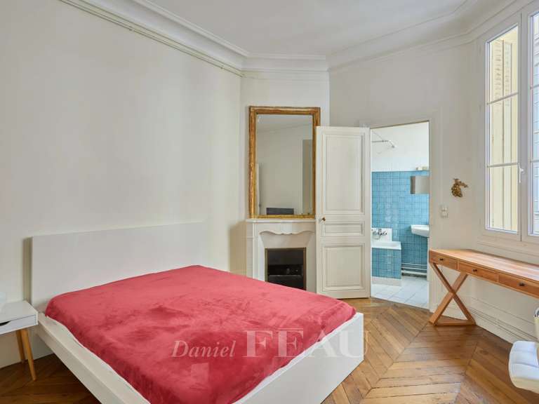 Appartement Paris 7e - 3 chambres - 130m²