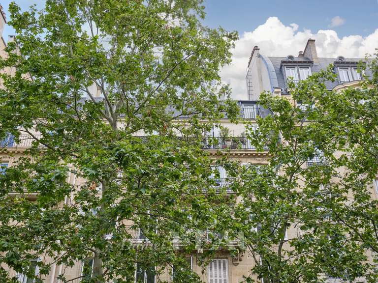 Appartement Paris 7e - 3 chambres - 126m²
