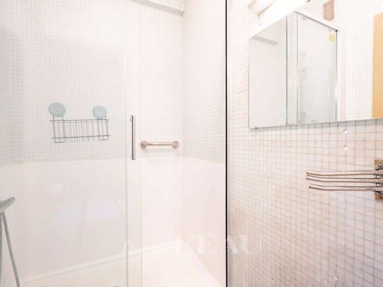 Appartement Paris 7e - 3 chambres - 106m²