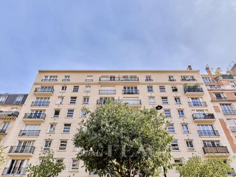 Appartement Paris 15e - 3 chambres - 84m²