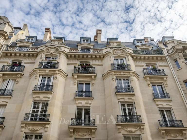 Apartment Paris 7e - 4 bedrooms - 115m²