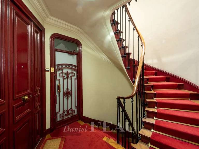 Apartment Paris 7e - 4 bedrooms - 115m²