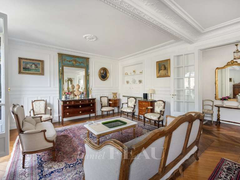 Apartment Paris 7e - 4 bedrooms - 115m²