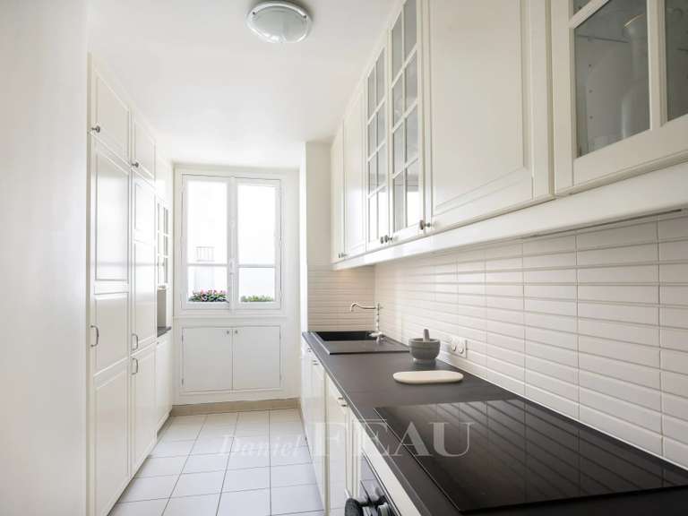Apartment Paris 7e - 4 bedrooms - 115m²