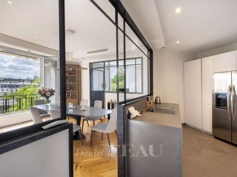 Appartement Paris 7e - 3 chambres - 155m²