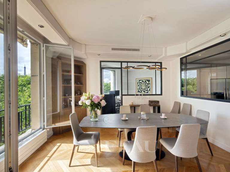 Apartment Paris 7e - 3 bedrooms - 155m²