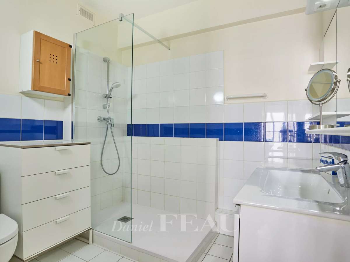 Apartment Paris 15e