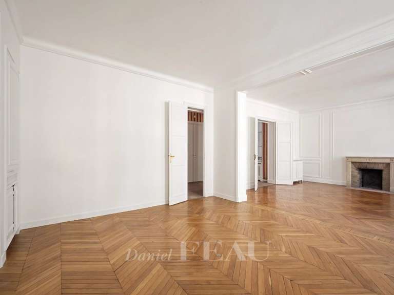 Apartment Paris 7e - 3 bedrooms - 164m²
