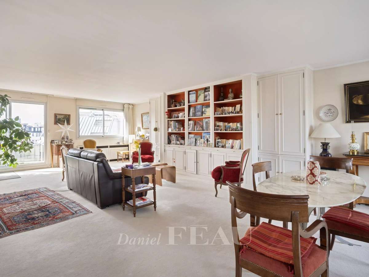 Apartment Paris 15e