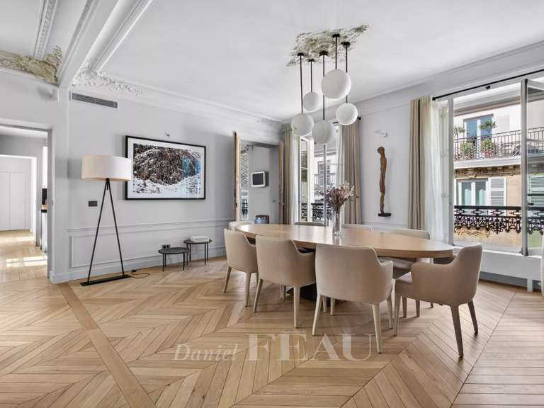 Apartment Paris 7e - 3 bedrooms - 148m²