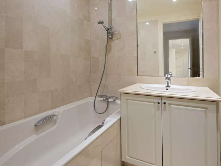 Appartement Paris 7e - 3 chambres - 100m²