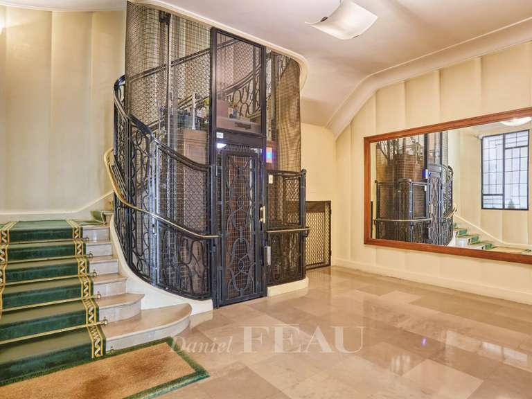 Appartement Paris 7e - 3 chambres - 182m²