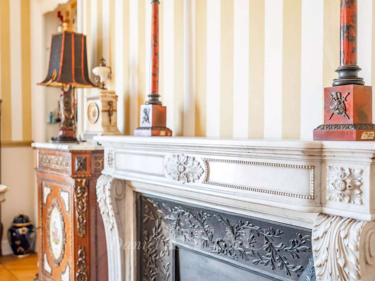 Apartment Paris 17e