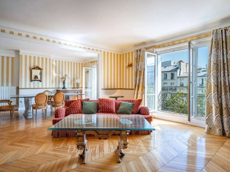 Appartement Paris 17e - 3 chambres - 148m²