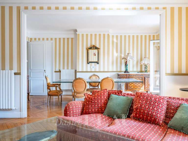 Appartement Paris 17e - 3 chambres - 148m²