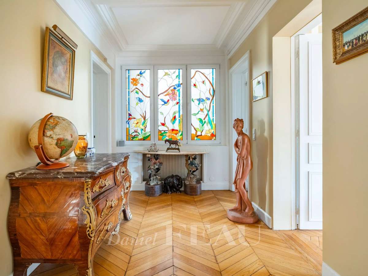 Apartment Paris 17e