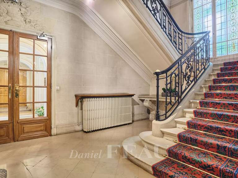 Appartement Paris 17e - 4 chambres - 283m²