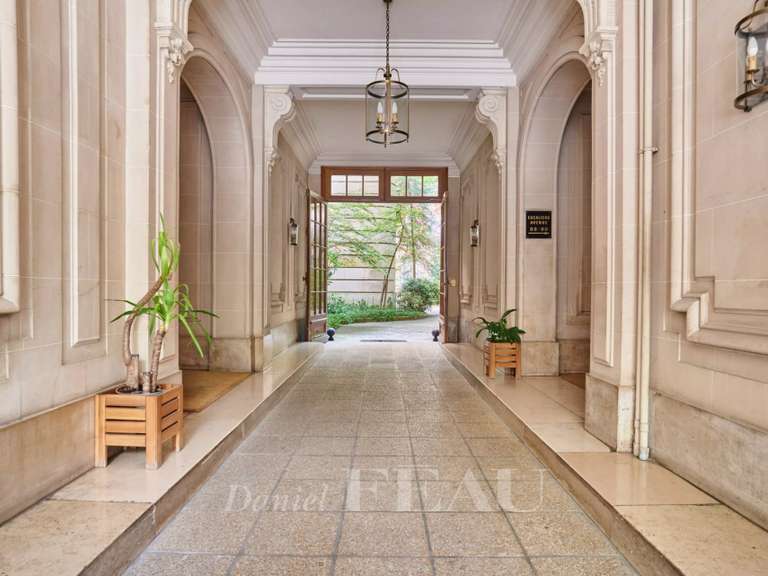 Appartement Paris 17e - 4 chambres - 283m²