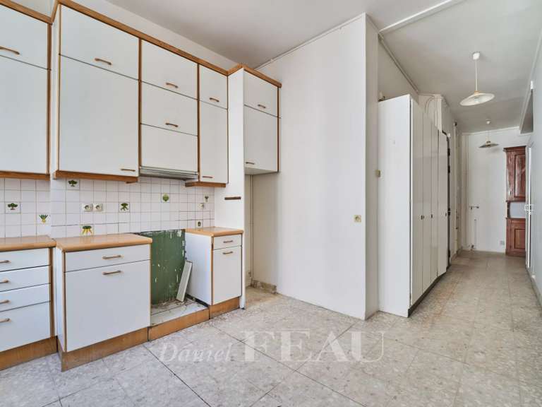 Appartement Paris 17e - 4 chambres - 235m²