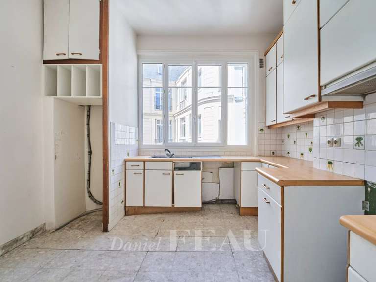 Appartement Paris 17e - 4 chambres - 235m²